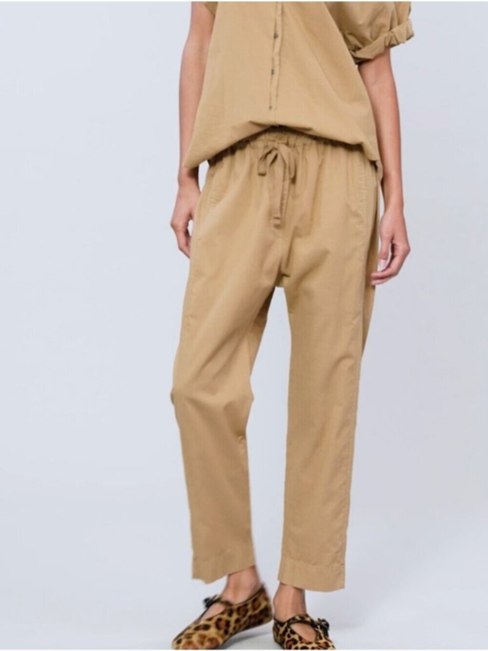 XiRENA Tobac Draper Pant — Women's Tan Drawstring Trousers